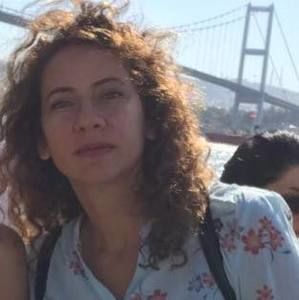 Meet your Posher, Nazanin